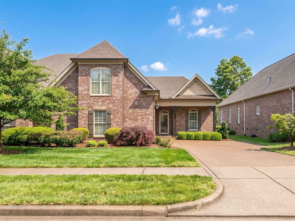 1st image of 158 Tara Ln