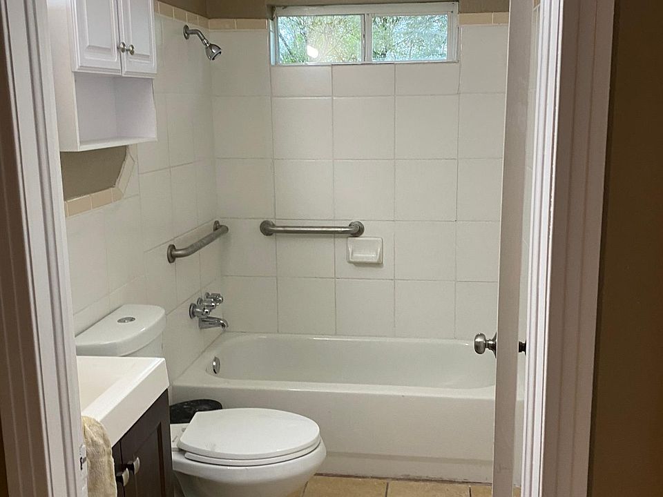 1st image of 775 Menefee Blvd