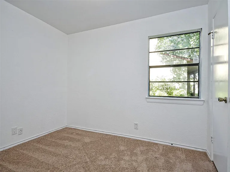 12812 Esplanade St — Photo 23