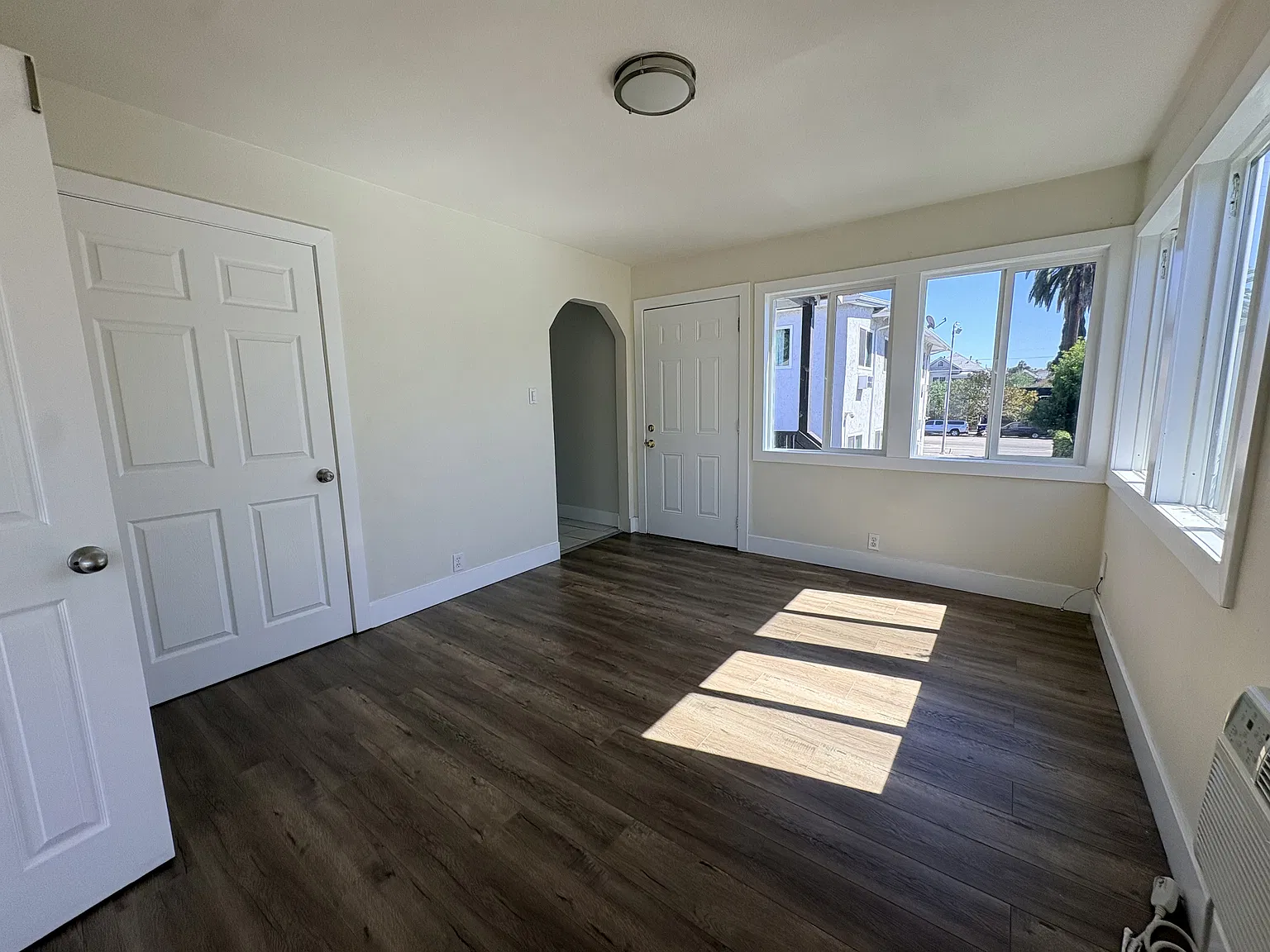 1 bed, $1,950 — Photo 2
