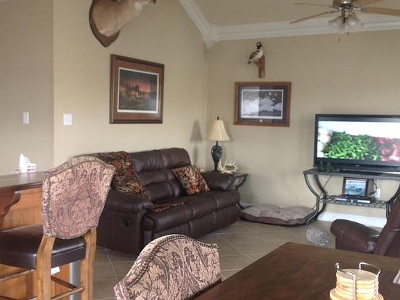 5th image of 11182 River Highlands Dr Unit 10B