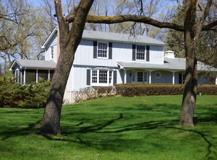 110 Redwing Ln, North Barrington, IL 60010