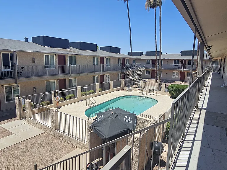Hayden Terrace — Photo 13