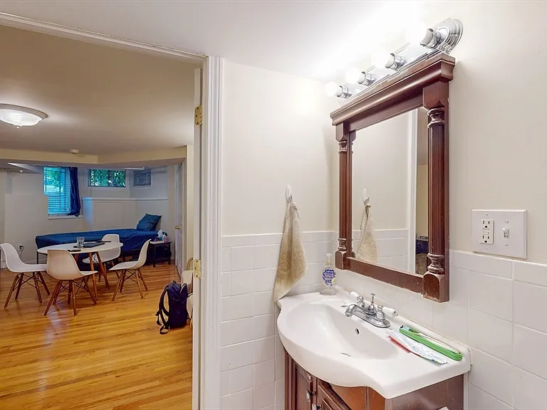 170 Marlborough St #BF — Photo 10