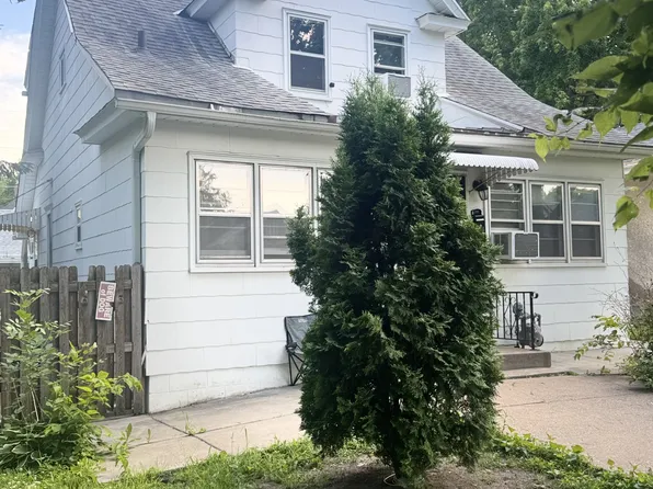 Minnehaha 766 - Upper B, 766 Minnehaha Ave W, Saint Paul, MN 55104