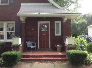 305 Seminole Dr, Erie, PA 16505