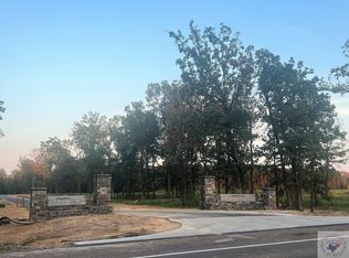 3422 Southern Magnolia Ln, Texarkana, AR 71854