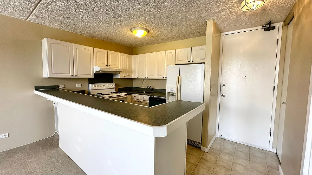 Building Photo - 411 Hobron Ln #612