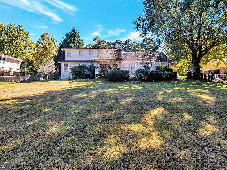 2532 Lakebrook Ct — Photo 25
