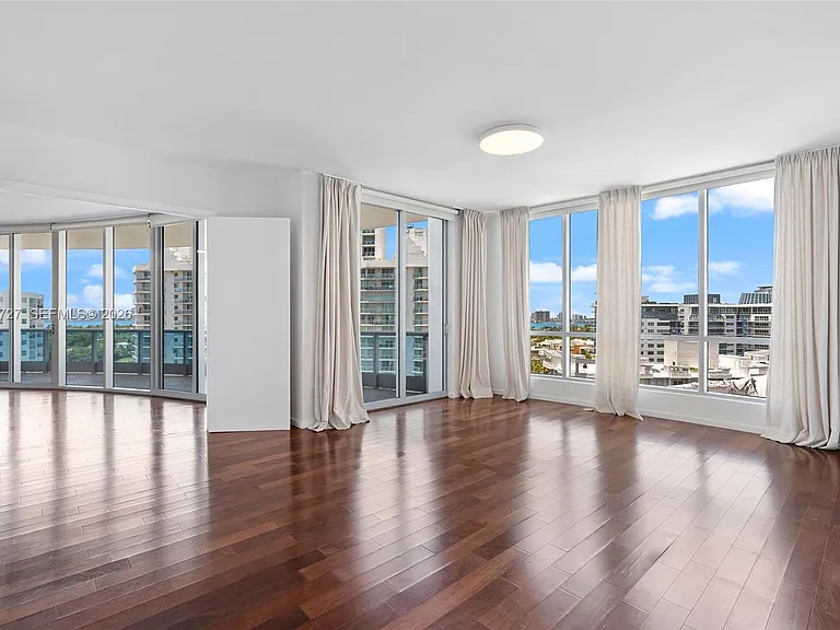 5959 Collins Ave #1101 — Photo 11