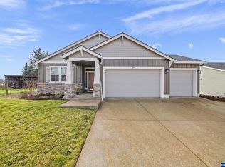 900 Marie St, Mount Angel, OR