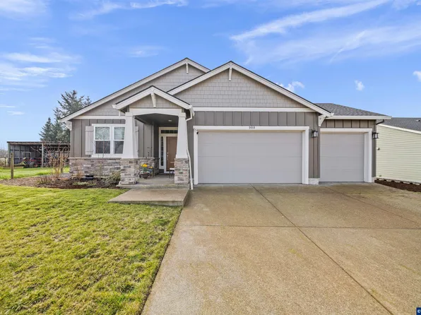 900 Marie St, Mount Angel, OR 97362