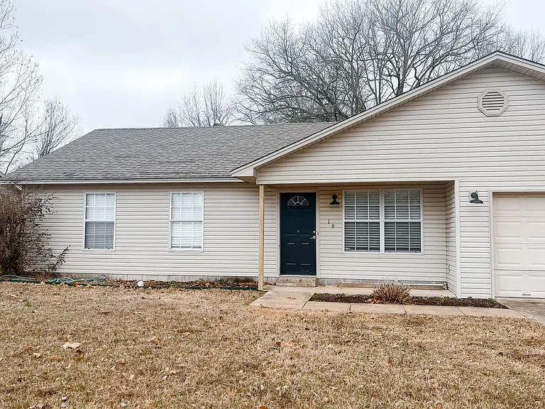 19 Mattie Lene Dr — Photo 1