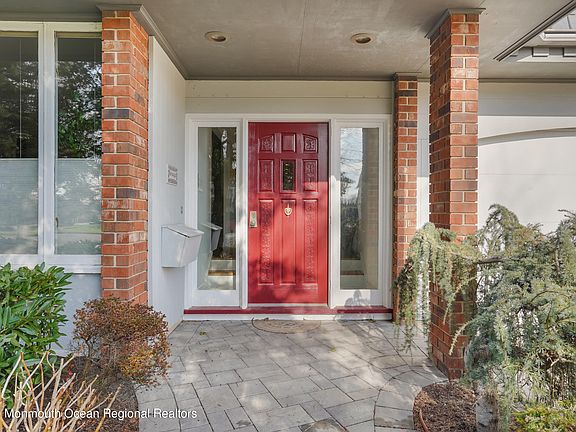 5th image of 219 Trenton Blvd