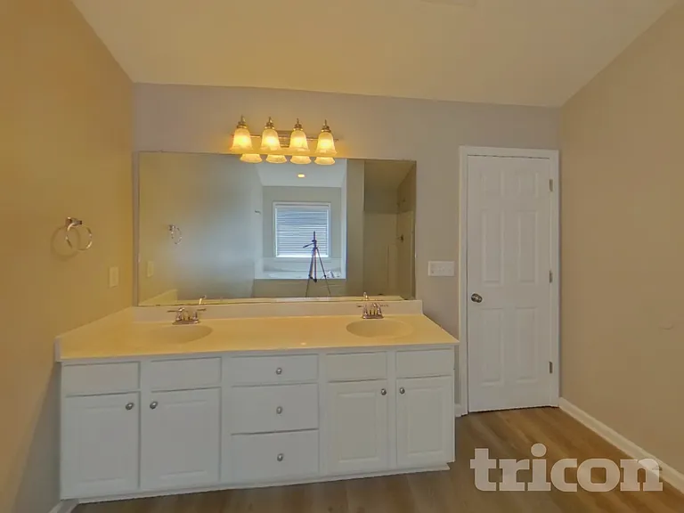 7259 Madison Cir — Photo 7
