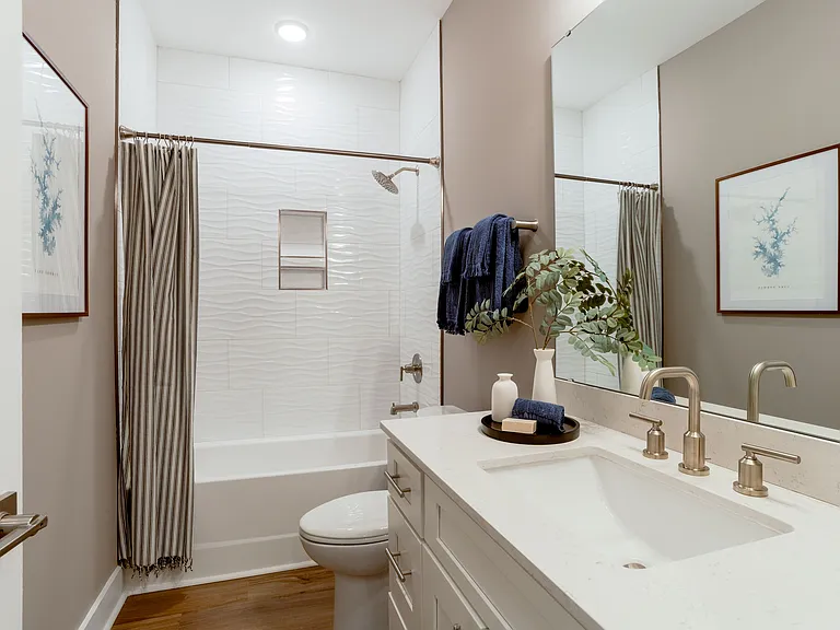 8629 Chagrin Dr — Photo 6