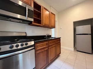 73 Park Dr APT 11, Boston, MA 02215
