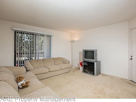 4th image of 12019 Alta Carmel Ct Unit 283