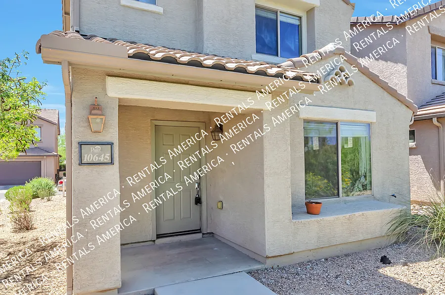 Great East Side Location! — Photo 3
