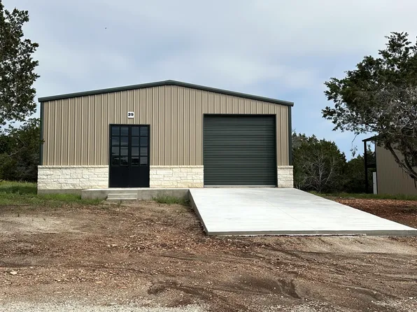 125 Hunters Pass, Spicewood, TX 78669