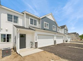 2113 Birch Ln, Montrose, MN 55363
