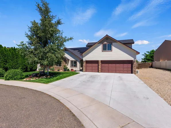 1877 Walnut Ave, Fruitland, ID 83619