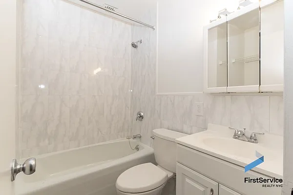 Rented by FirstService Realty (legacy) | media 18