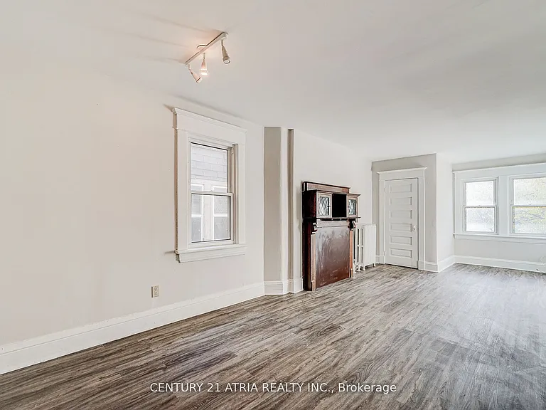 397 Parkside Dr — Photo 23