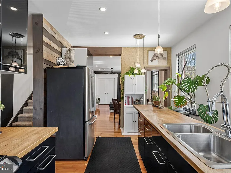 1840 S 10th St #2 — Photo 9