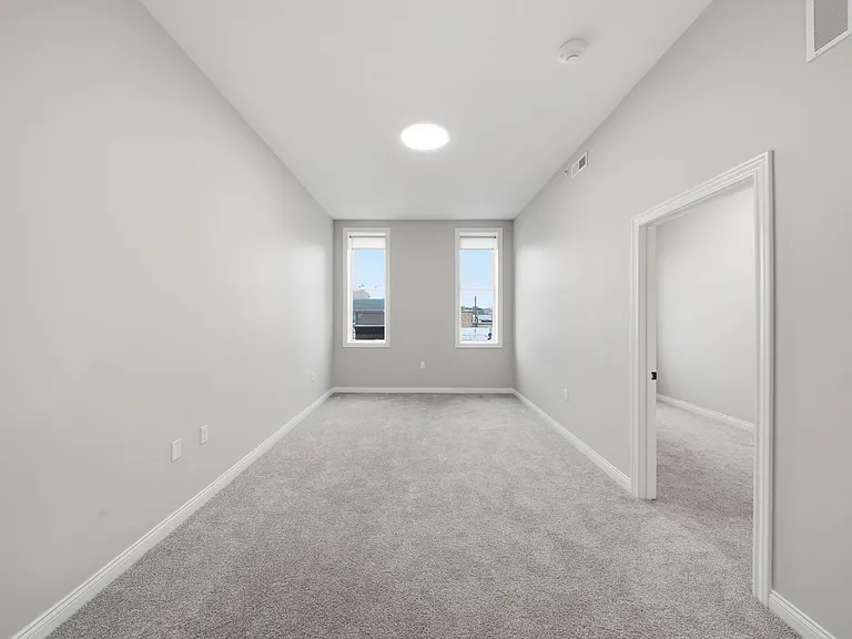 115 S Main St #202 — Photo 6