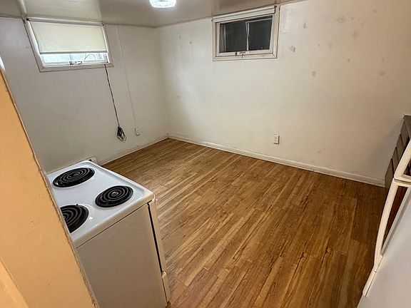 2nd image of 2025 6th Ave #B