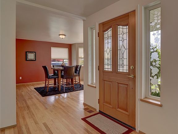 5th image of 10603 Hillsboro Dr NW