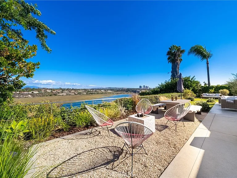 1700 Galaxy Dr — Photo 36