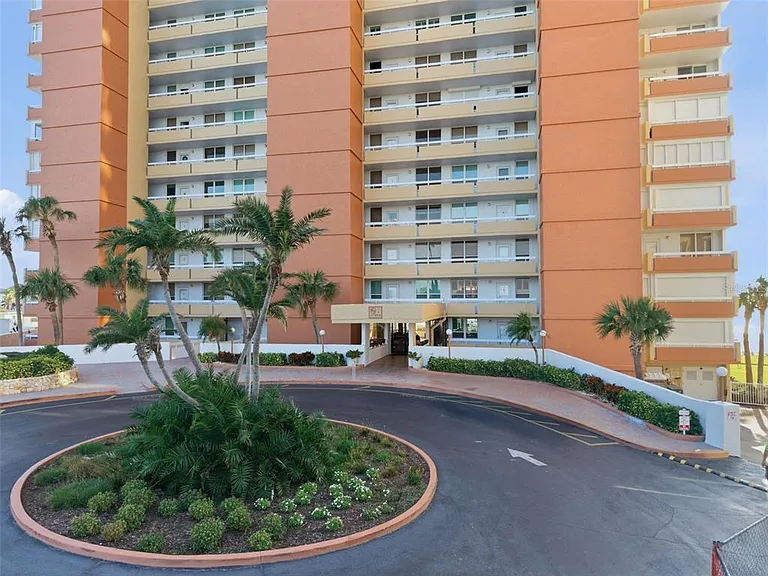 17900 Gulf Blvd #12C — Photo 3
