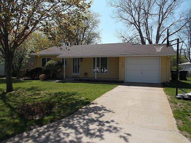 1st image of 1328 Howard Pl