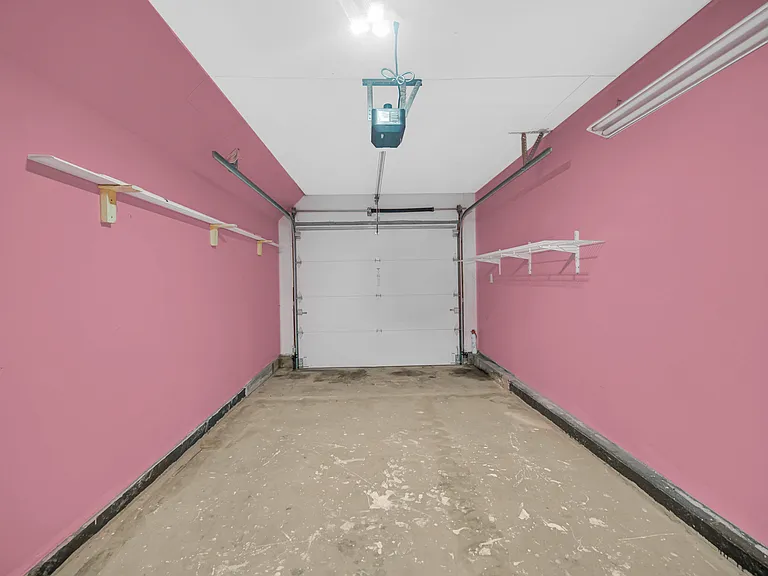 1807 Whitney Dr — Photo 19