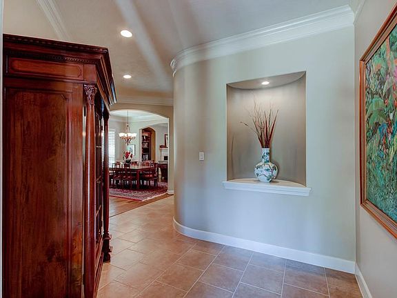 4th image of 6511 Canyon Cliff Ct