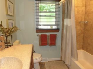127 S Montana Ave, Morton, IL