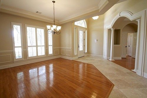 4th image of 1315 Arboledas Ln