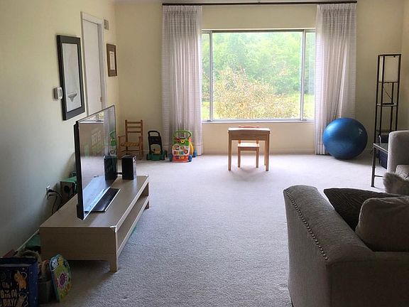 Living room, looking north, August 2022