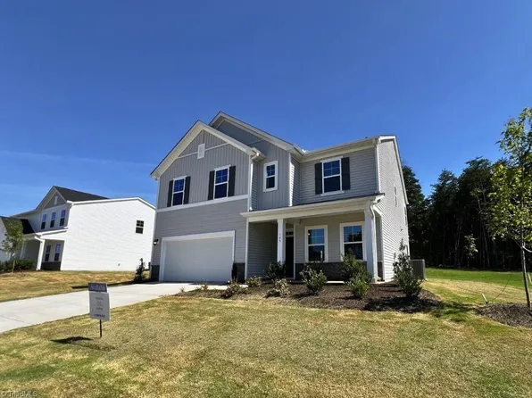 145 Cremello Dr, King, NC 27021