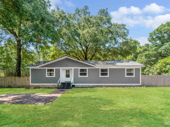 5433 Delona Rd, Milton, FL 32583