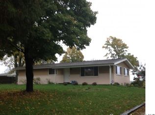 2736 Vigal Rd, Springfield, IL 62712