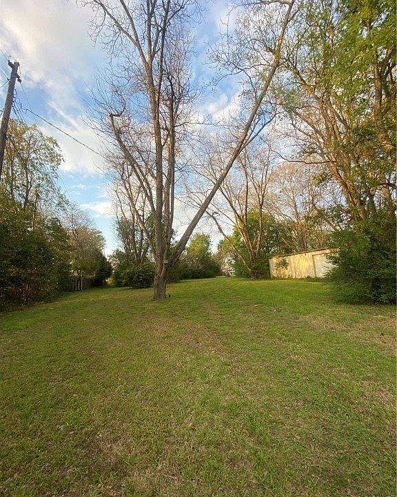 1st image of 2828 29th St