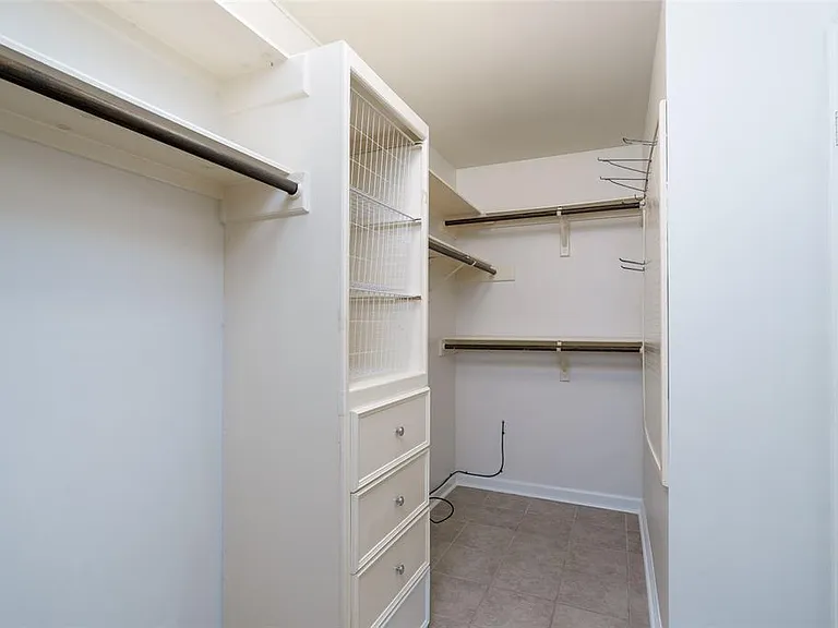 11602 Jaycreek Dr — Photo 21
