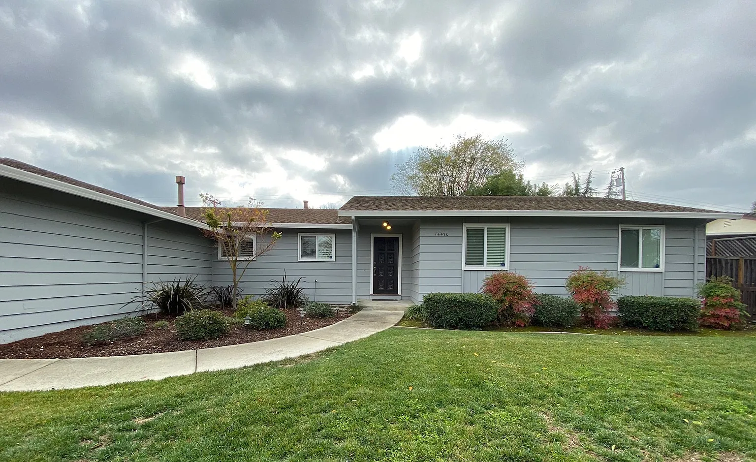 14450 Blossom Hill Rd photo 1