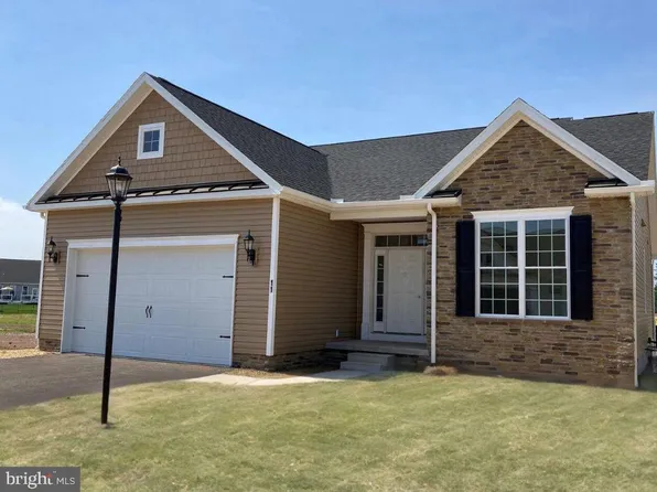 11 Partridge Ct #C70, Gettysburg, PA 17325