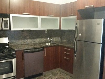 5th image of 75 Carlton Ave APT 1