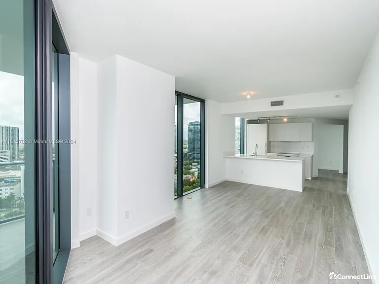 501 NE 31st St #2108 — Photo 7