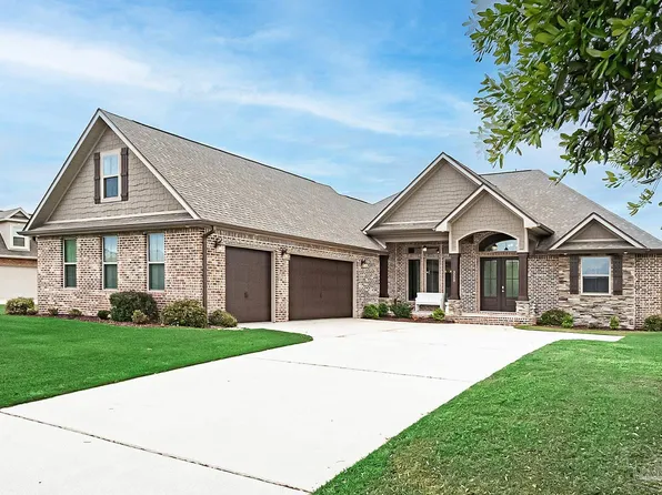 3258 Edinburg Castle Dr, Milton, FL 32583